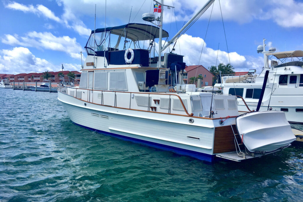 1990-Grand-Banks-46-Grand-Jete-32-yacht-for-sale-Florida-River-Forest-Yatching-Center-of-Stuart