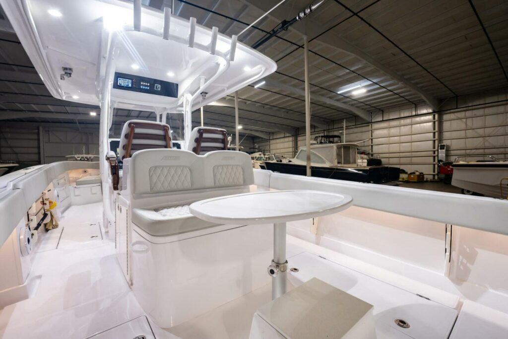 Jupiter-GIN-10-Yacht-for-Sale-Florida-River-Forest-Yachting-Center-of-Stuart