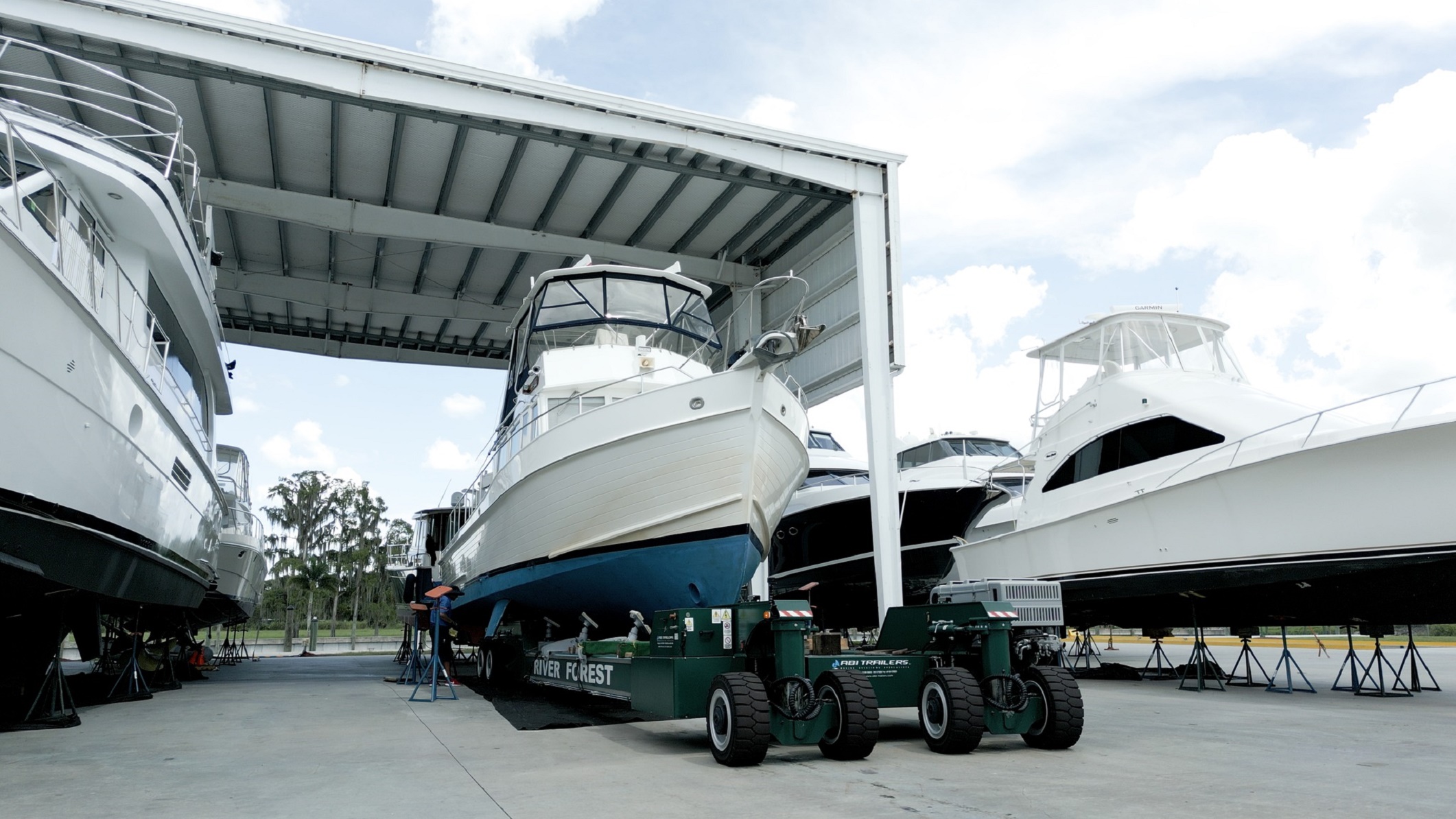 Outside-land-storage-yachts-yacht-storage-boat-storage-Fort-Myers-Cape-Coral-LaBelle-Florida