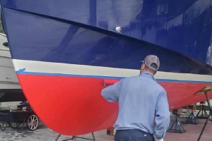 yacht-bottom-painting-yacht-bottom-coating-boat-bottom-painting-River-Forest-Yachting-Centers-of-LaBelle-and-Stuart-Florida-300-x-200-px