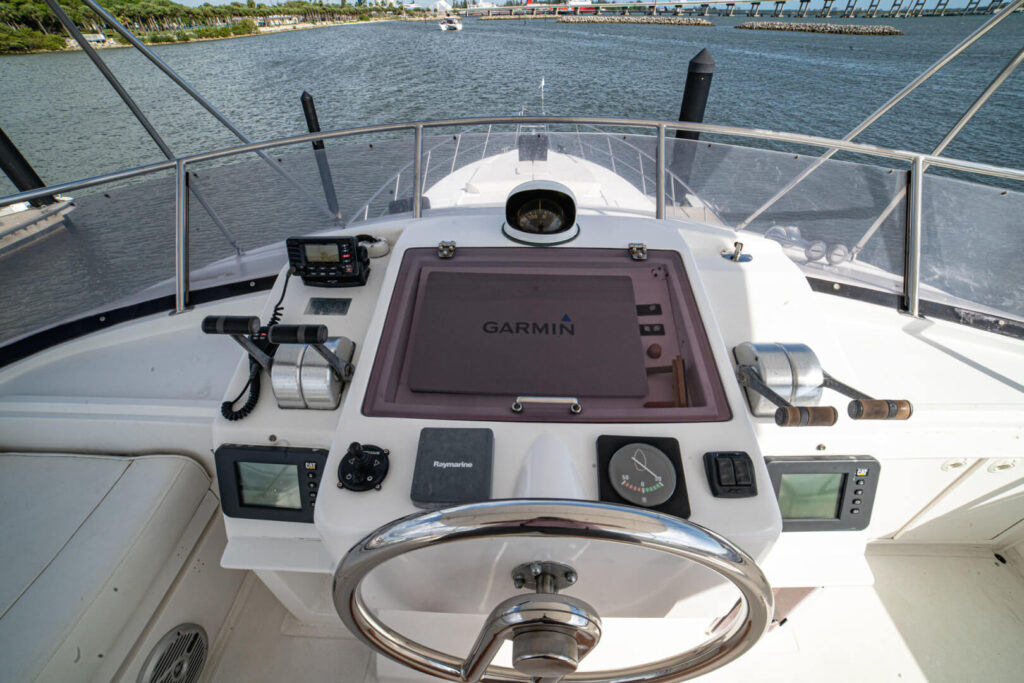 yacht sales, sell my yacht, Stuart, Jupiter, West Palm Beach, Florida, River Forest Yachting Centers