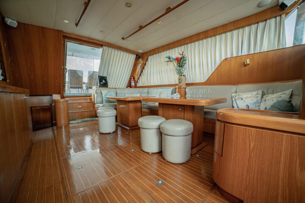 luxury yachts, yacht for sale, yacht sales, Stuart, Jupiter, West Palm Beach, Florida